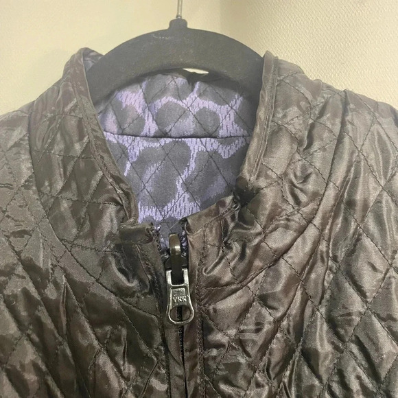 Chico’s Reversible nylon/poly jacket no tags size medium purple & black - Picture 7 of 7